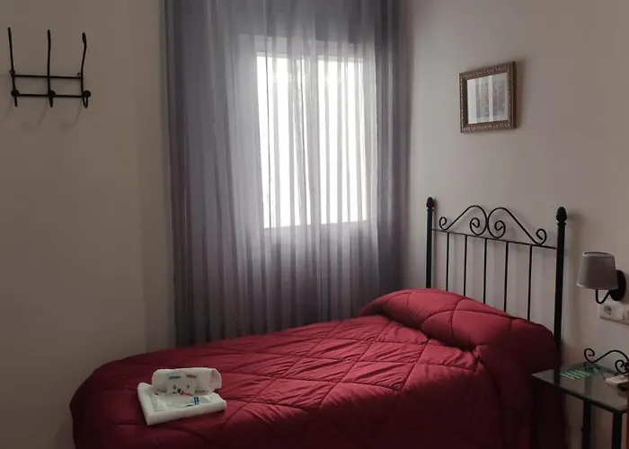 Hostal Efebo 24H